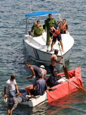 balseros detenidos en aguas cubanas