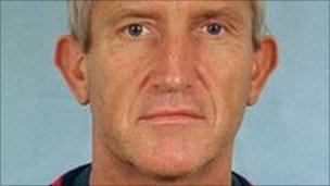 Kenneth Noye fled to Spain after the killing in 1996 - _51786443_000137794-1