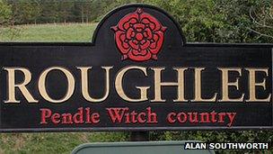 Roughlee sign
