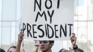 Protestas contra Trump _92374600_protestaafp.jpg