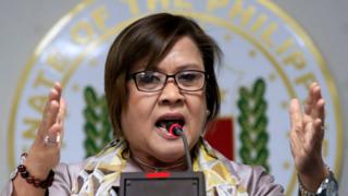 Philippine Senator Leila de Lima gestures during a news conference at the Senate headquarters in Pasay city, metro Manila, Philippines 22 September 2016