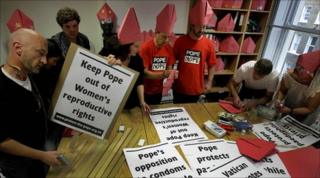 Protest the Pope campaign members make placards in London, 8 September 2010