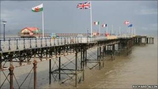 Mumbles Pier
