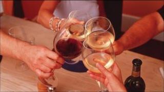 Friends toasting their drinks