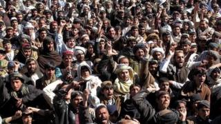 Crowd of protesting Afghan citizens