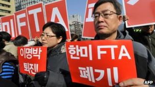 Protesters in Seoul