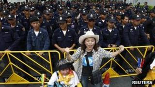 Police standing guard as Thailand's "yellow shirts" protest