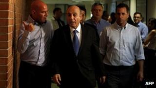 Shaul Mofaz (centre) arrives at a meeting of Kadima MPs (11 July 2012)