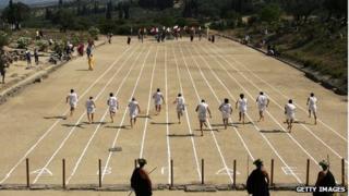 Hoplites running in 2008 recreation of ancient race