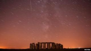 Meteor over Stonehenge in August 2010