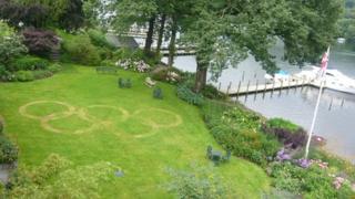 Olympic symbol in the lawn of the Lakeside Hotel