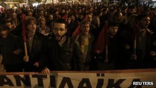 Protesters from the Pame trade union in central Athens (11 Nov 2012)
