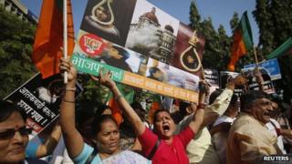 Members of Bharatiya Janata Party celebrate hanging of Qasab in Mumbai on 21 November 2012