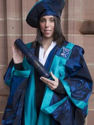 Beth Tweddle receiving her Honorary Fellowship from LJMU