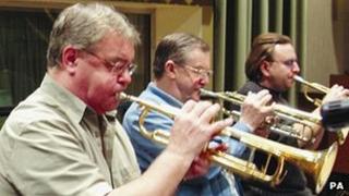 Derek Watkins (left)