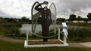 Statue
