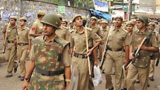 Police at Batla House on the day of the encounter on 19 Sept 2008