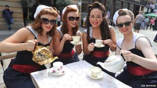 The Kennedy Cupcakes Dance Troupe at The Merchant City Festival