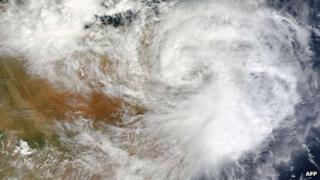 An image of the cyclone that hit Somalia's Puntland region (11 November 2013)
