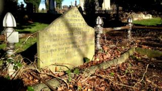 John Peden's grave