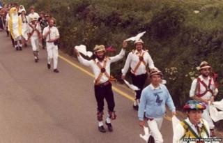 Morris men doing the Gate to Southwell in 1981