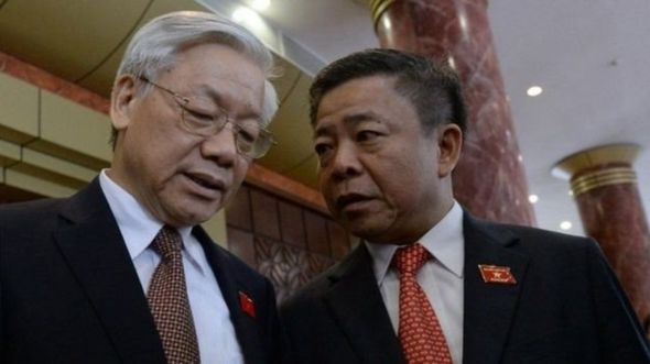 Ông Võ Kim Cự và TBT Nguyễn Phú Trọng tại kỳ họp Quốc hội