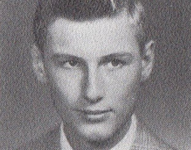 La fotografía de Roger Curry procedente del anuario de 1958 de la escuela secundaria de Edmonds, en Estados Unidos.