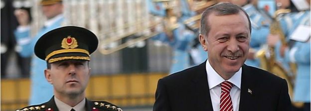 President Recep Tayyip Erdogan (R) with former aide-de-camp Ali Yazici (file pic March 2016)