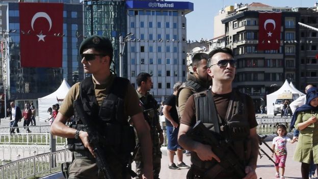 Special forces police in Taksim Square (21 July)