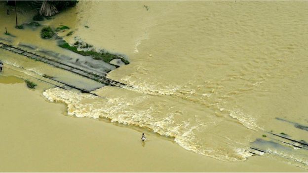 File photo: The Kosi river flooding railway tracks near Madhepura district, India