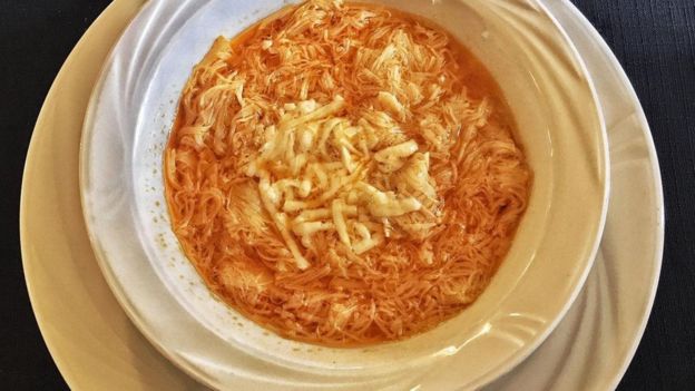 Sopa de su filindeu