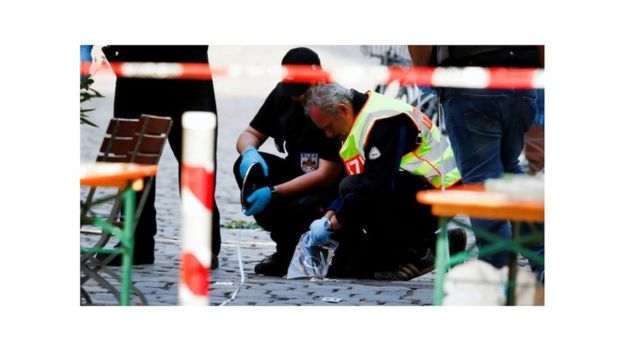 சமீபமாக, தெற்கு ஜெர்மனியில் தொடர் தாக்குதலில் 10 நபர்கள் இறந்தனர். அந்த சம்பவம் நடந்த இரண்டு மாதங்களுக்குள், இந்த கைது நடவடிக்கை எடுக்கப்பட்டுள்ளது.