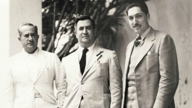 Presidentes de México: Manuel Ávila Camacho (centro) y Miguel Alemán Valdés (der.)