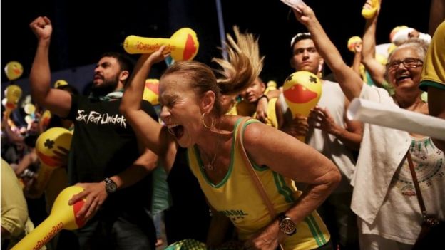 Dilma Rousseff's opponents celebrate in Sao Paulo. Photo: 17 April 2016