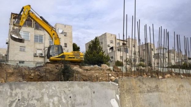 ترامب يطلب من اسرائيل "الصمود" حتى يدخل البيت الأبيض