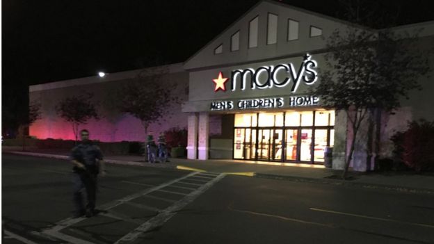 Macy's store at the Cascade Mall, Burlington. 24 Sept 2016