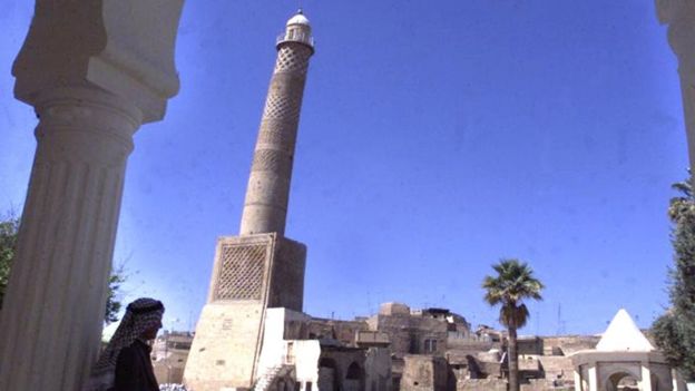 جامع النوري الكبير في الموصل حيث أعلن أبو بكر البغدادي "خلافته"