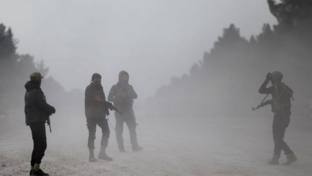 عناصر من قوات الجيش السوري الحر المدعوم من تركيا