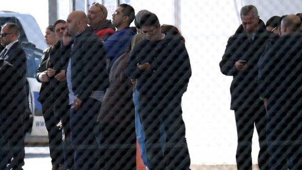 Нислэг нь саатсан зорчигчд руу Египетээс нэмэлт онгоц илгээжээ