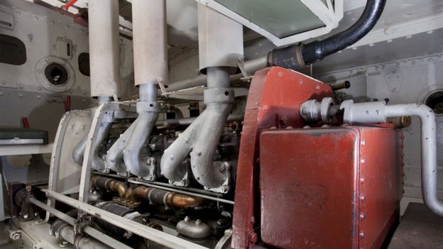 El interior de un tanque