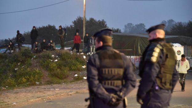 French police at Calaiscamp