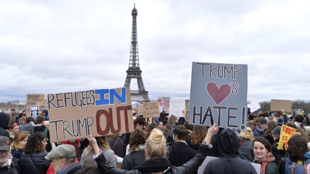 Biểu tình ở Paris