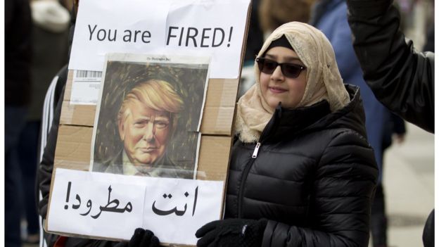 خارج البيت الأبيض