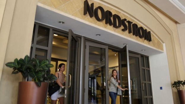 Entrada de uma das lojas Nordstrom na Florida.