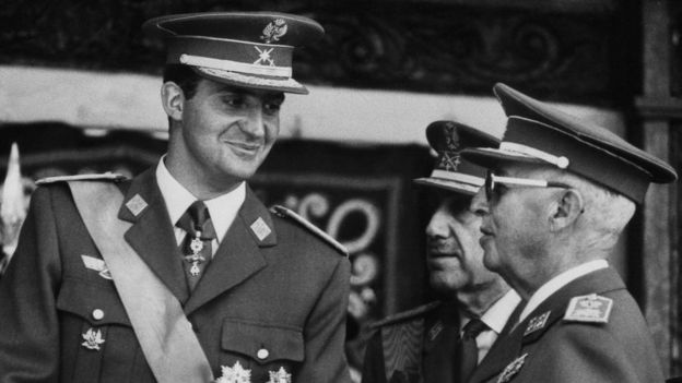 Príncipe Juan Carlos de Borbón y Francisco Franco
