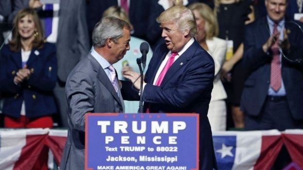 El líder de UKIP, Nigel Farage (izquierda), y el candidato republicano a la presidencia de EE.UU., Donald Trump (derecha).