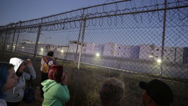 Scene outside Topo Chico prison. 11 Feb 2016