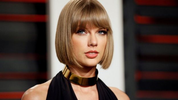 تحويل قصر تايلور سويفت في لوس أنجليس إلى مزار تاريخي محلي