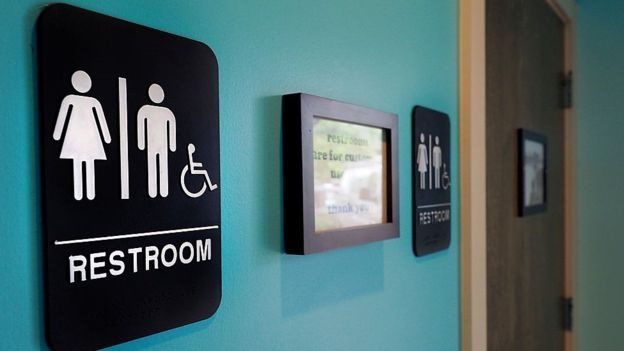 المتحولون جنسيا والمثليون و"أزمة قانون الحمامات" في نورث كارولينا