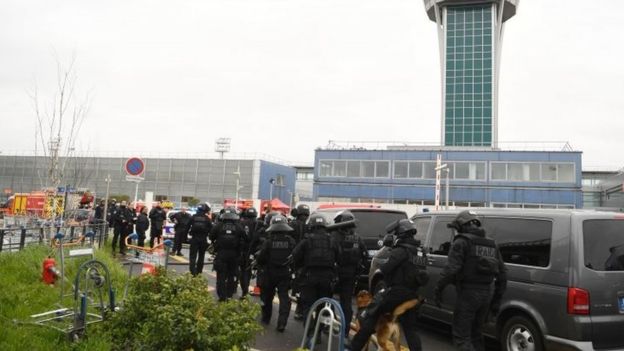 French Police unit secure Orly airport (18 March 2017)